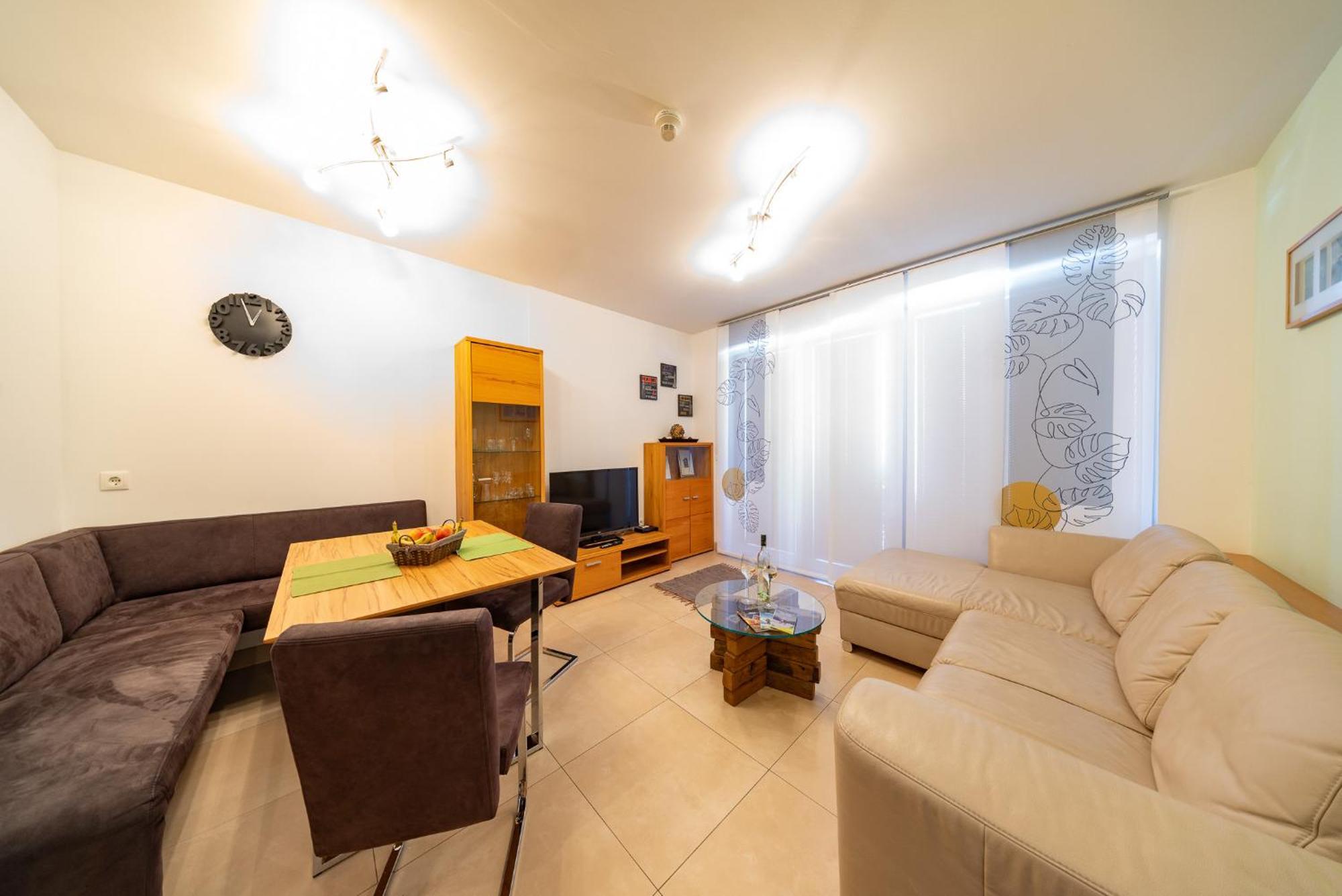 Appartement Klosterhuegel Хаус им Енщал Екстериор снимка
